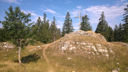 The summit knoll of Cret de la Neuve on stage 7 of the Jura Crest Trail