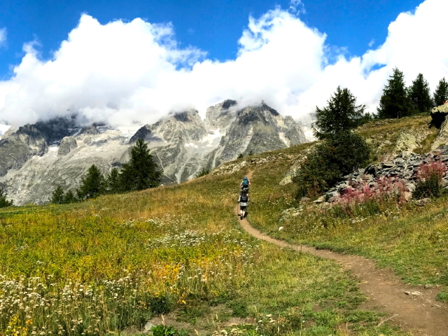 Walking on the Tour du Mont Blanc