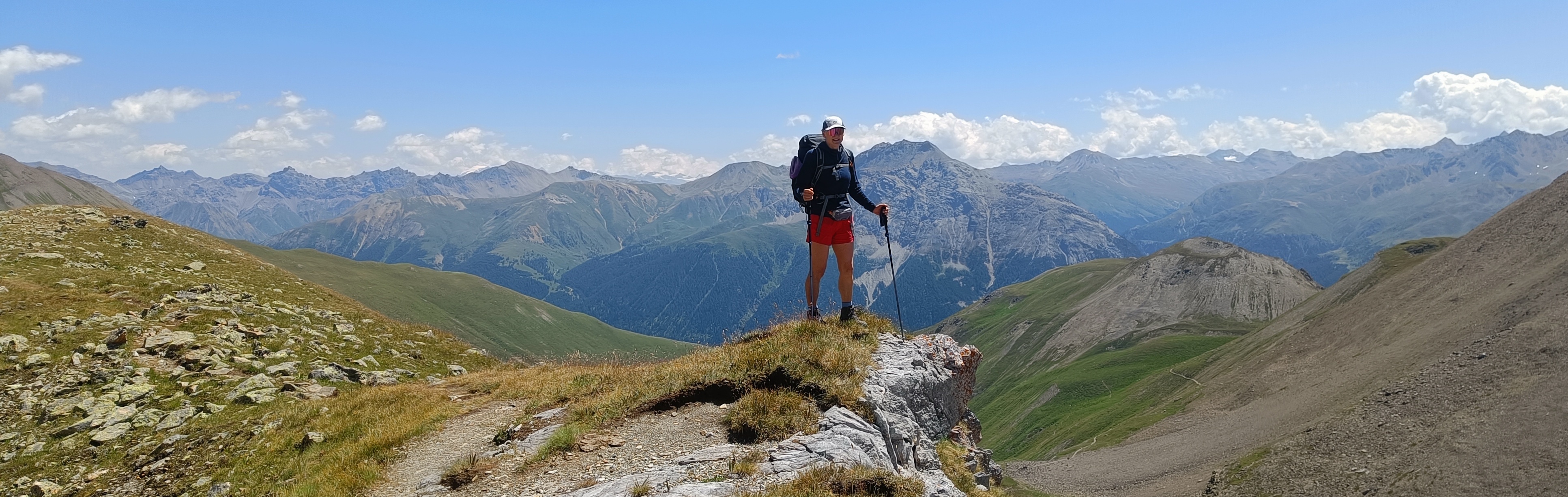 Hiker on the way to Es-cha Hütte