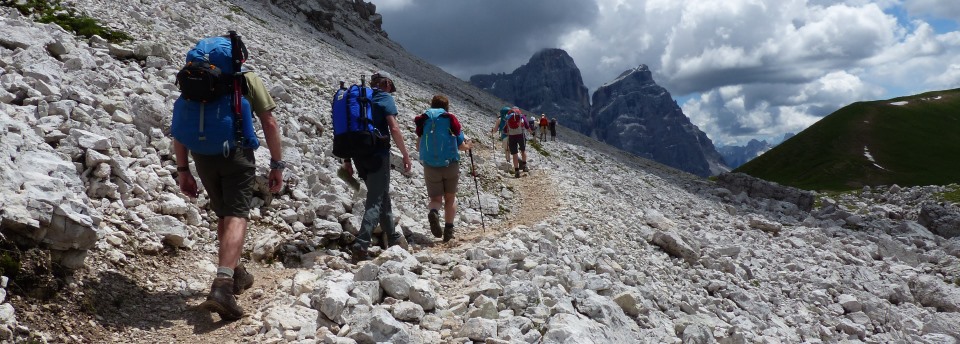 A guided group on Alta Via 1