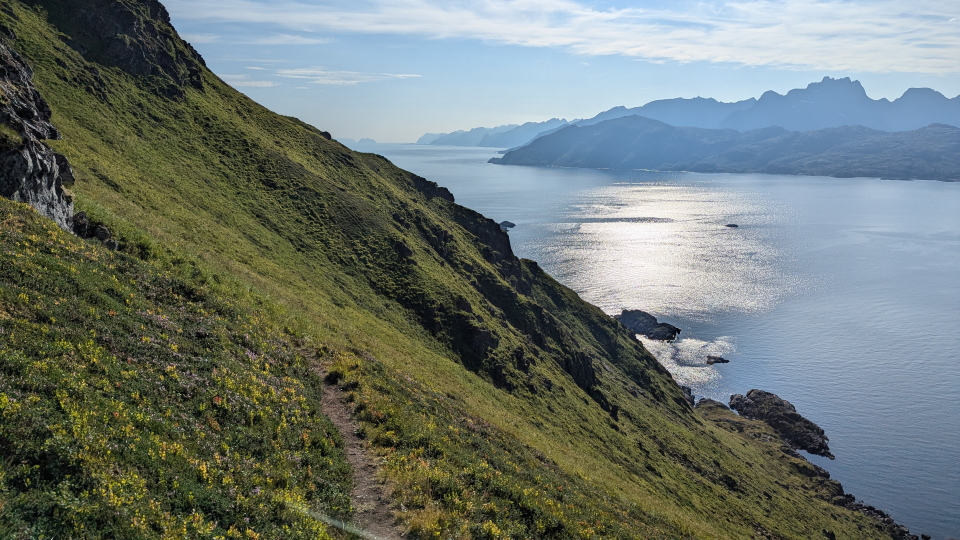 A sea view on the Ballstad circuit