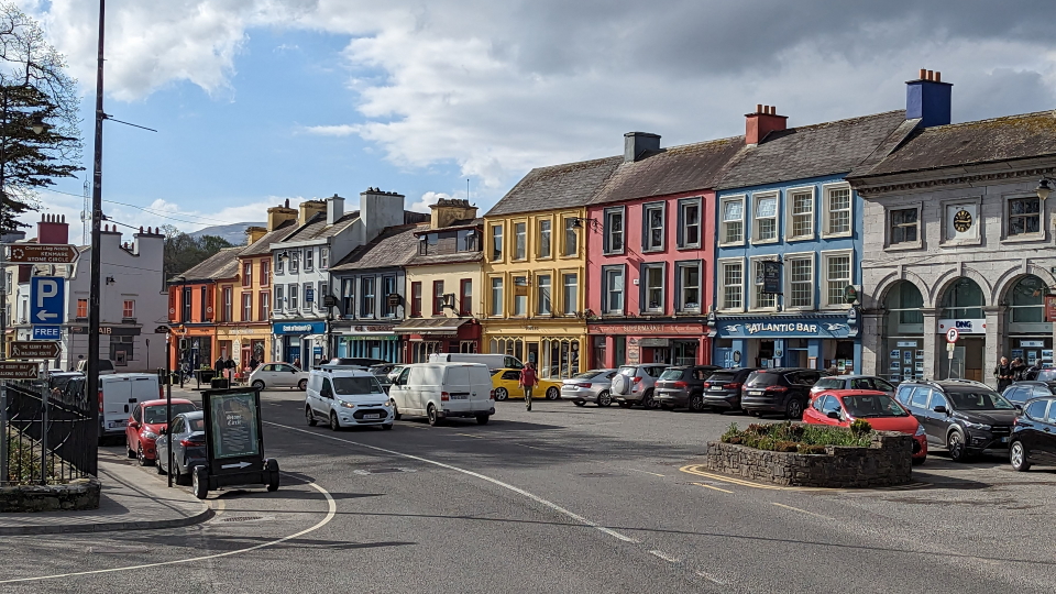 The colourful buildings of Kenmare