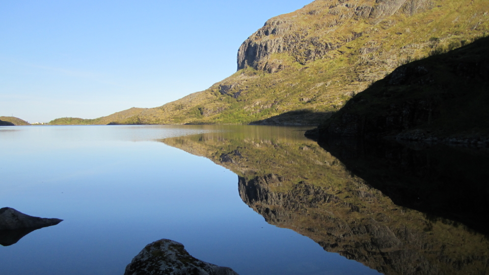 Lake Agvatnet looking to A